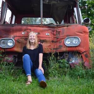 Meet your Posher, Codie